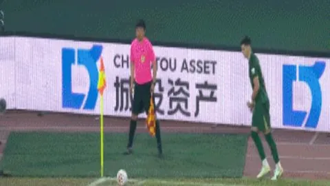 丹麥小組賽第4輪2-0完勝奧地利，雲德與奧爾森貢獻紀錄。